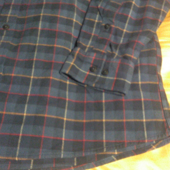BNWT MENS FLANNEL BLUE/ RED SZ.MED BY GOOD THREADS BEAUTIFUL SOLID POCKETS - Picture 3 of 7